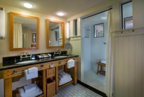 WATERCOLOR INN & RESORT