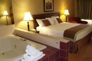 Best offers for Grand Oaks Branson