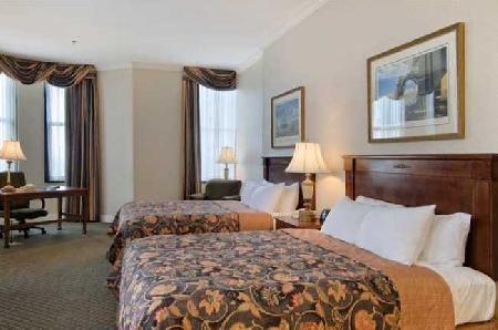 أفضل العروض ل يلتون بننيفلل سان لويس ات ت ارش سينت-لويس