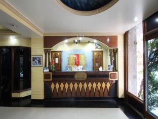 Best offers for RED CASTLE Nadawaliya 