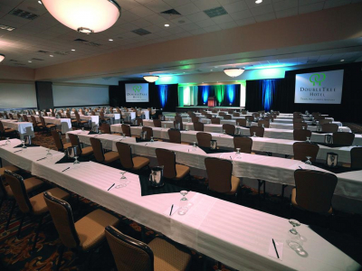 أفضل العروض ل فندق داوبل تري وستشور تامبا