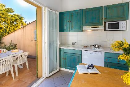 Best offers for Les Genevriers Cannes