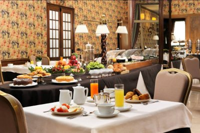 أفضل العروض ل فندق دومينا كونفرنس باري بالاس سانيكاندرو دي باري