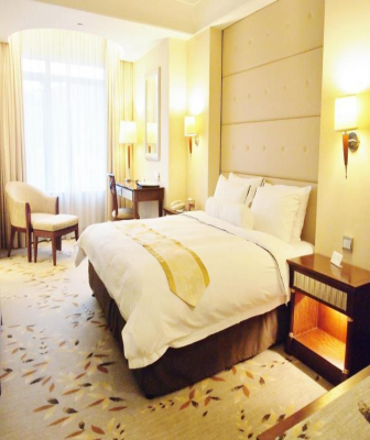 Best offers for Golden Dragon MACAU