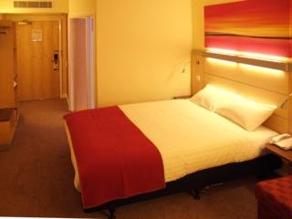 Best offers for HOLIDAY INN EXPRESS WATFORD JUNCTION Watford