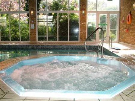 أفضل العروض ل Holiday Inn Swindon سويندون, 