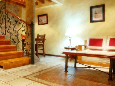 أفضل العروض ل HOTEL AND SUITES SAN MIGUEL موريليا