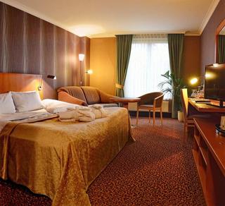 Best offers for MERCURE PARKHOTEL GOERLITZ Gorlitz