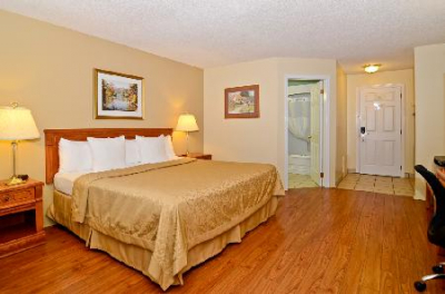 Best offers for BEST WESTERN COUNTRY SQUIRE RESORT Gananoque