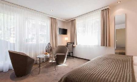 Best offers for Mistral Saas Fee