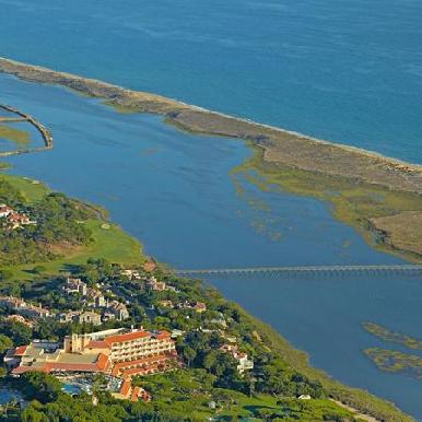 أفضل العروض ل فندق كوينتا دو لاجو المانسيل