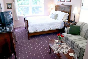 Best offers for 6 OAK HAVEN BED&BREAKFAST Niagara-on-the-Lake