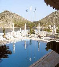 Best offers for King Minos Tolon