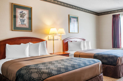 Best offers for Rodeway Inn & Suites Milwaukee 