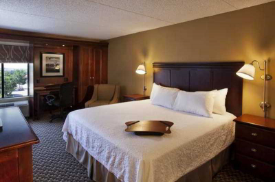 أفضل العروض ل Hampton Inn Colorado Springs Central Air Force كولورادو سبرينجس 