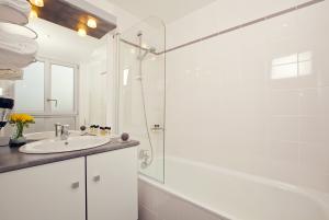 Best offers for Apogia Paris Paris