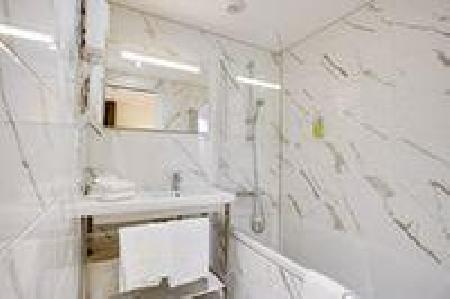 Best offers for BRIT HOTEL CONFORT LOCHES Beauval