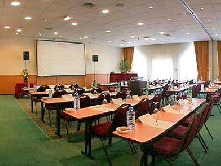 Best offers for MERCURE TOURS NORD Beauval