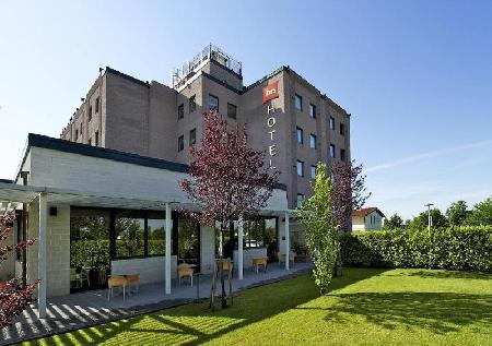 Best offers for IBIS FIRENZE PRATO EST Campi Bisenzio