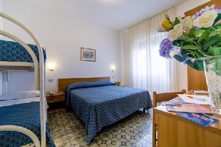 أفضل العروض ل فندق  انجىلينا شاطى نابولى