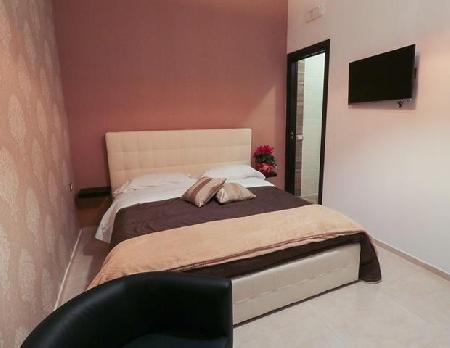 Best offers for TERRAZZA PARTENOPEA Plebiscito