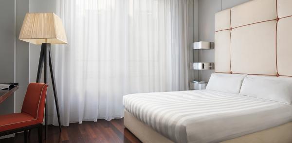 أفضل العروض ل ذي جراي ميلانو