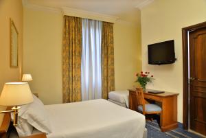 Best offers for Rome Garden Rome