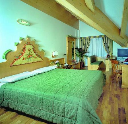 Best offers for DOLOMITI Canazei