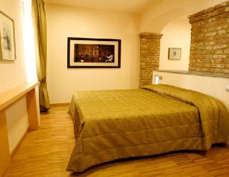 Best offers for LOCANDA LLARTE Solonghello