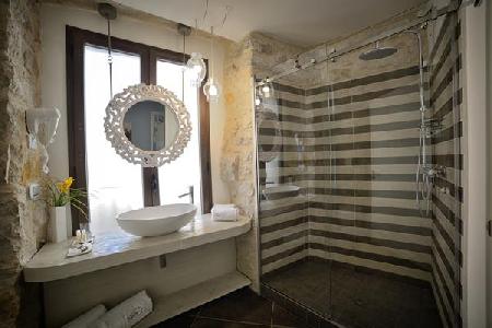 Best offers for TERRAZZANI SUITE Comiso