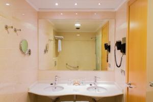 Best offers for AR Diamante Beach Spa & Convention Centre Calp