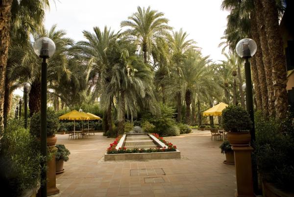Best offers for Jardin Milenio Elche