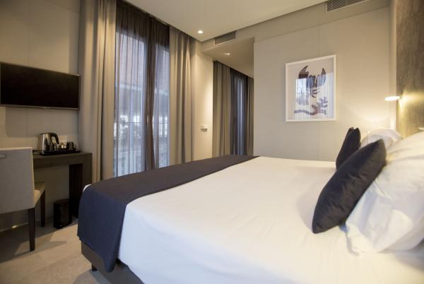 Best offers for Vincci Mercat Valencia