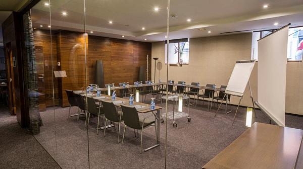 أفضل العروض ل فندق اك ريكوليتوس مدريد