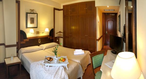 Best offers for Hotel Maria Luisa Burgos