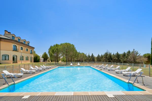 Best offers for Fontecruz Avila Avila