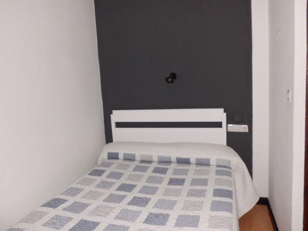Best offers for HOSTAL LIMA Valladolid