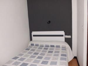 Best offers for HOSTAL LIMA Valladolid
