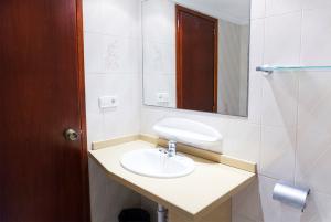 Best offers for Hotel Club La Sirena Bahía de San Antonio