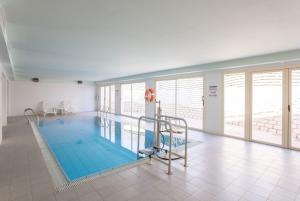 أفضل العروض ل بييري و باكانثيس بينيدورم بينايدورم