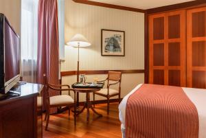 Best offers for Gran Hotel Santiago Santiago De Compostela