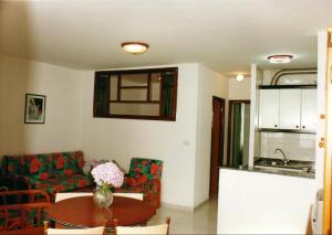 Best offers for Hotel Sarga Cabanas