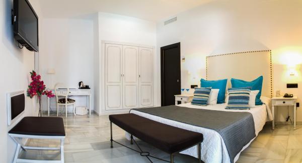 Best offers for La Fonda Benalmadena