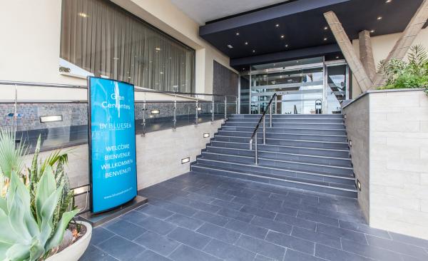 أفضل العروض ل جران ثيربانتيس باى بلوي سيا توريمولينوس