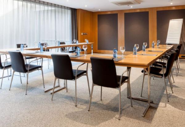 أفضل العروض ل يكسي ثيثور بامبلونا بامبلونه