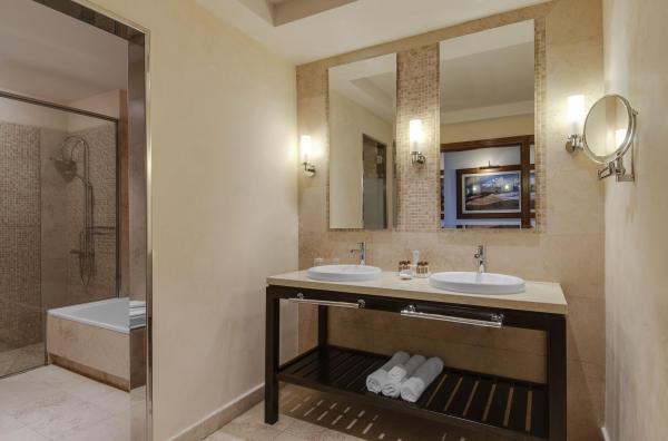 Best offers for Sheraton Fuerteventura Beach, Golf & Spa Resort Caleta de Fuste