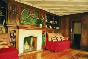 Best offers for Hostal Casa Con Estilo Barcelona