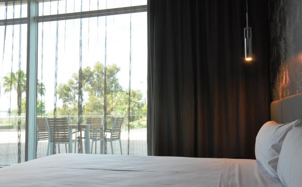 Best offers for SB Bcn Events Castelldefels