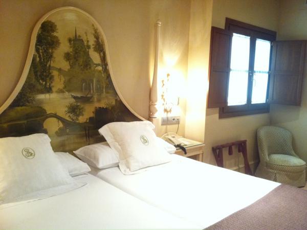 Best offers for Sacristia de Santa Ana Seville