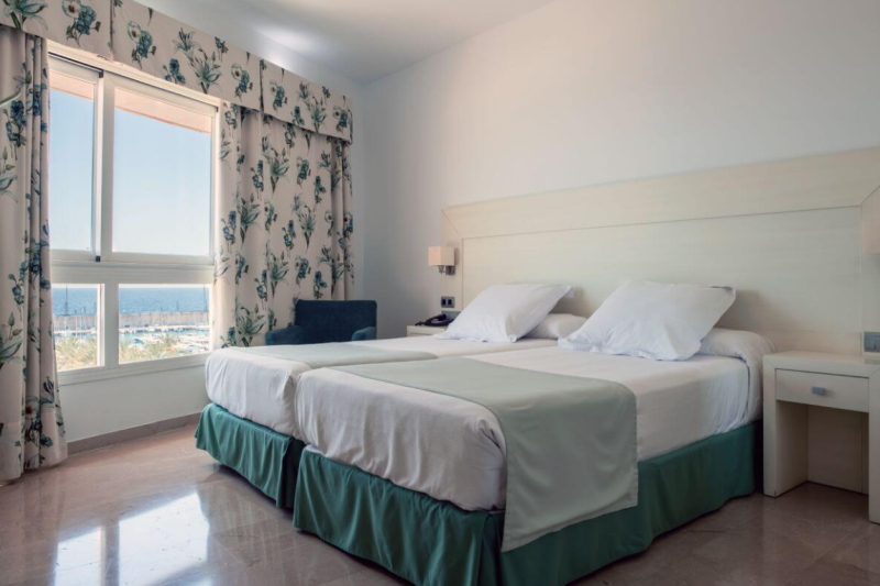 Best offers for Senator Águilas Aguilas